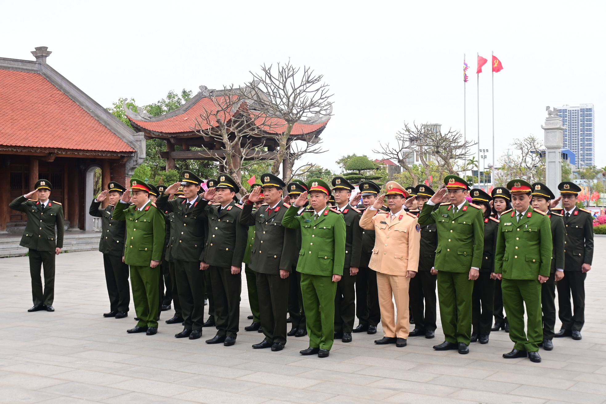 Đảng ủy Công an thành phố: Dâng hương tưởng niệm lãnh tụ Nguyễn Đức Cảnh 